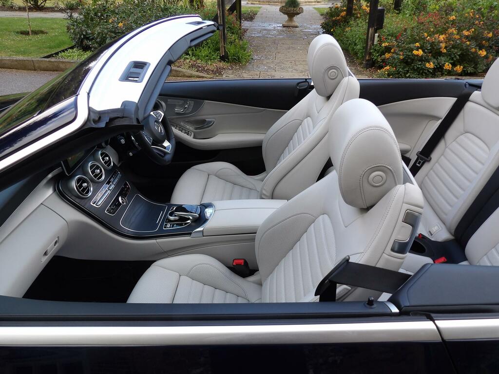 Mercedes-Benz C Class 2.0 C200 Amg Line Premium Plus Cabriolet Pet YH16CRW Blue #3