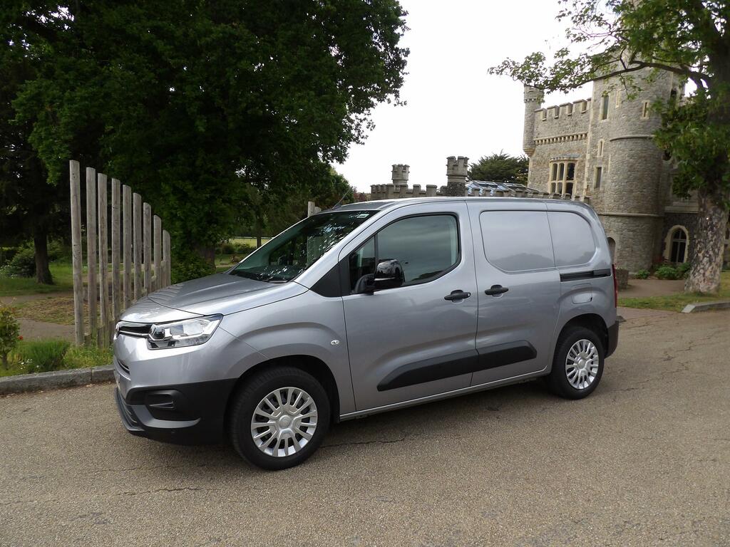 Toyota Proace City 1.5 Bluehdi Icon Short Panel Van Grey #2