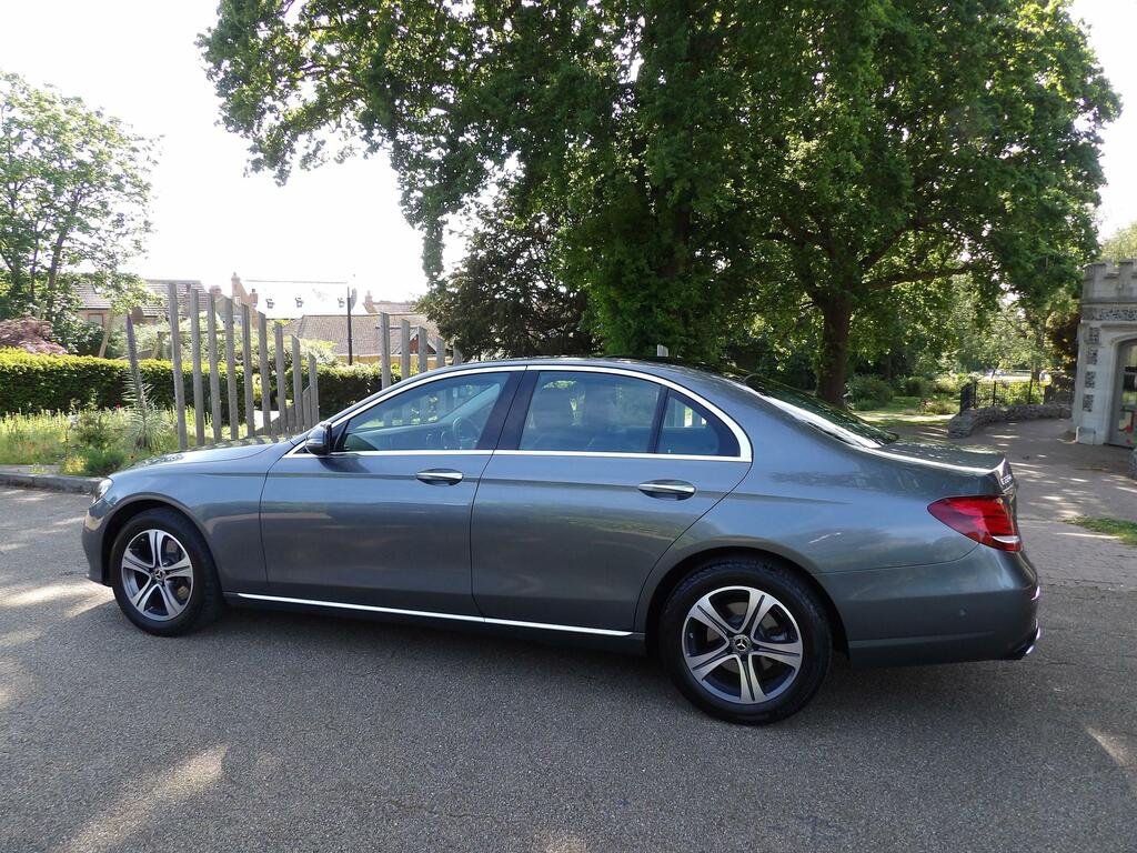Mercedes-Benz E Class 2.0 E220d Se Premium Saloon G-tronic SC68TGF Grey #5