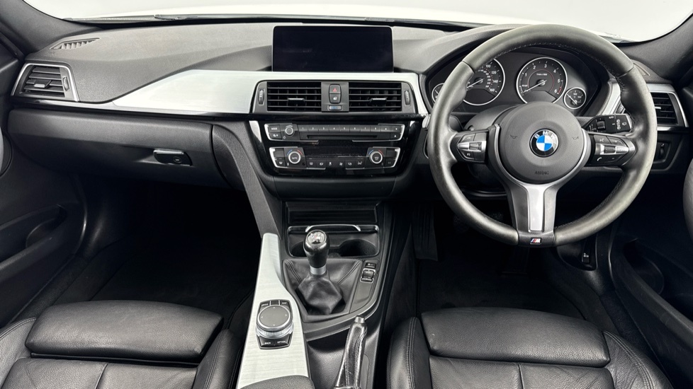 BMW 3 Series 320D Xdrive M Sport Touring YB17XJZ #4