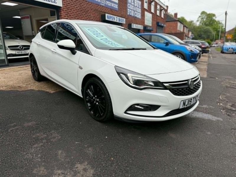 Vauxhall Astra Griffin Cdti S S NJ19TYZ White #2