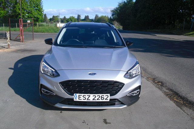 Ford Focus Hatchback ESZ2262 Silver #3