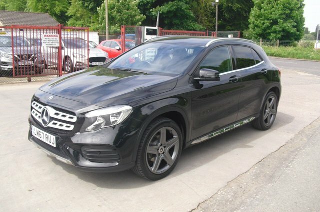 Mercedes-Benz GLA Class Suv LM67RUJ Black #4