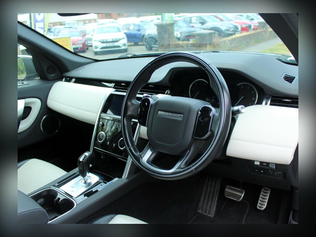 Land Rover Discovery Sport 1.5 P300e 12.2Kwh R-dynamic S Suv Plug- YA70CNO White #3
