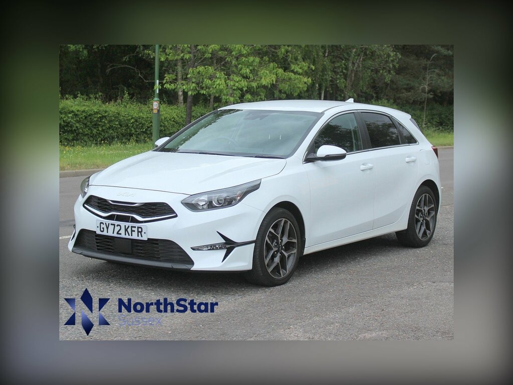 Kia Ceed 1.5 T-gdi 3 Hatchback Euro 6 S White