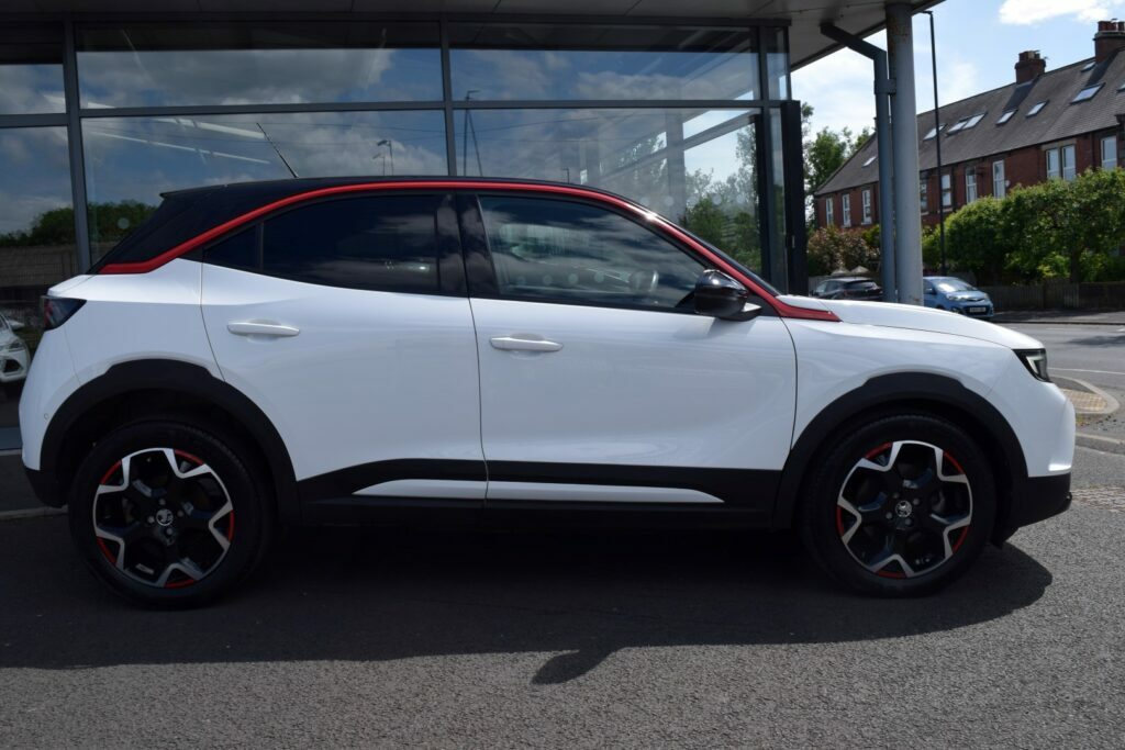 Vauxhall Mokka-e 100Kw 50Kwh Gs Line  White #2