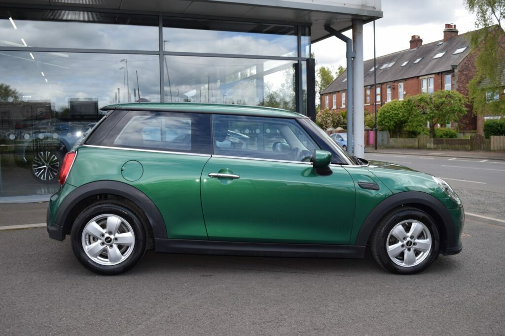 Mini Hatch 1.5I Classic  Green #2