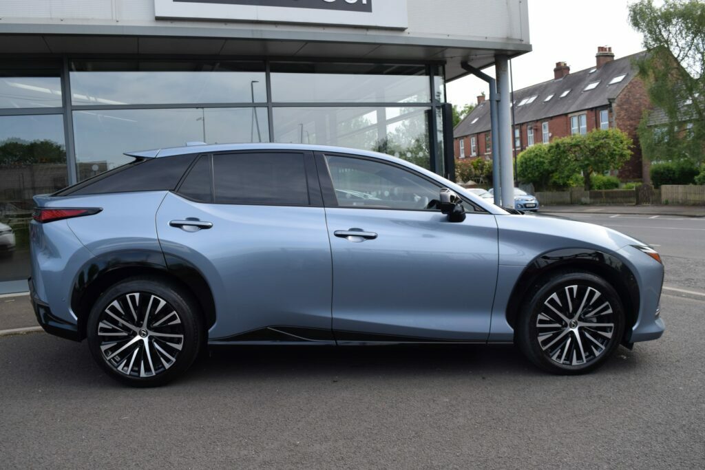 Lexus RZ 230Kw 71.4Kwh Takumi Direct 4  Blue #2