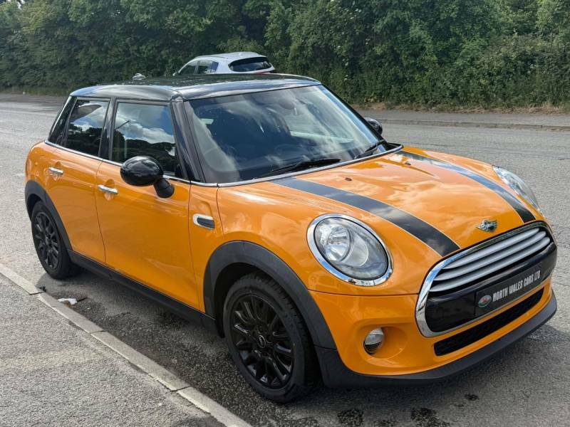 Mini Hatch 1.5 Cooper - 2015 15 F2JNE Orange #2