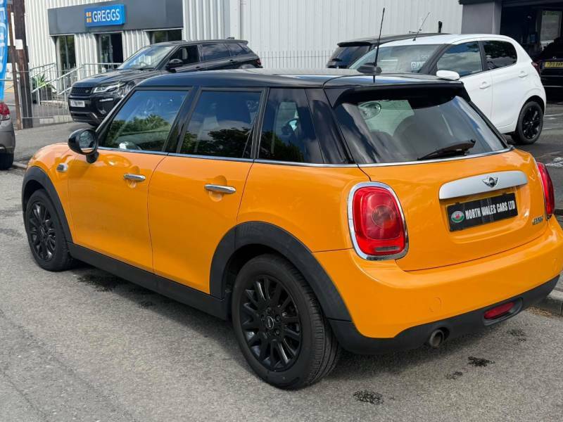 Mini Hatch 1.5 Cooper - 2015 15 F2JNE Orange #3
