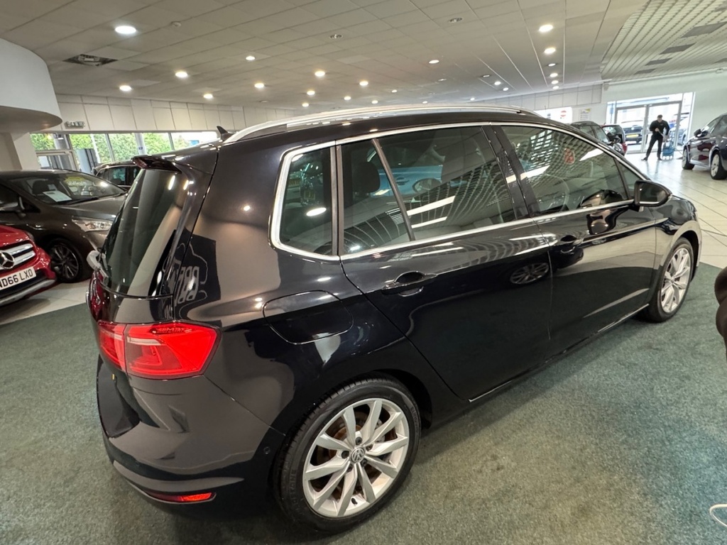 Volkswagen Golf SV 2.0 Tdi Gt Dsg Black #3