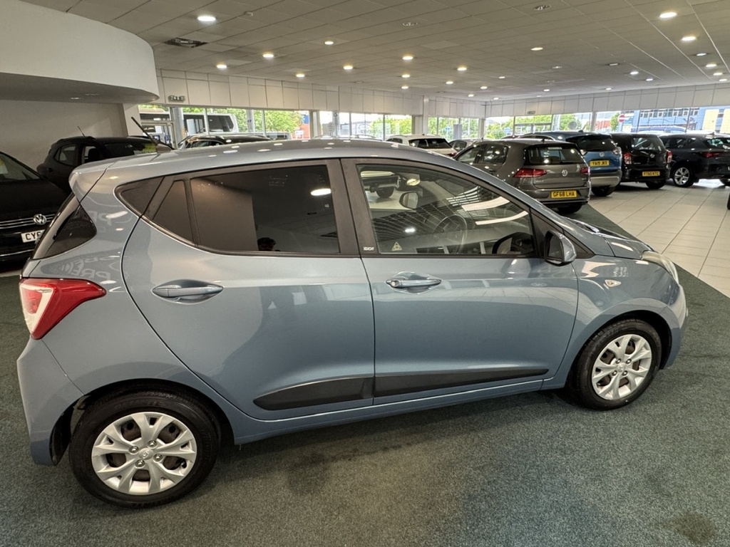 Hyundai I10 1.0 Go Edition CY16HGU Blue #6