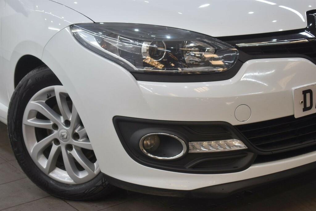 Renault Megane 1.5 Dci Energy Dynamique Tomtom Euro 5 Ss DA64ZKY White #6
