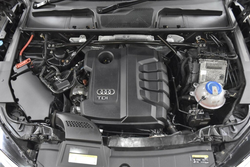 Audi Q5 2.0 Tdi Sport S Tronic Quattro Euro 6 Ss KX17YKE Grey #4
