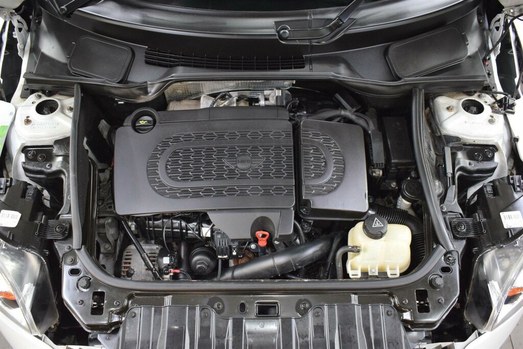 Mini Countryman 2.0 Cooper D Euro 5 YH12YUU White #4