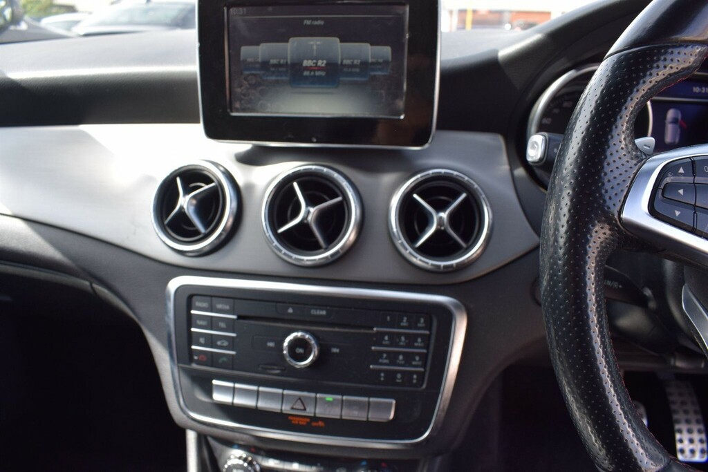 Mercedes-Benz CLA Class 2.1 D Amg Line Shooting Brake 7G-dct Euro 6 Ss KX67NDO Black #4
