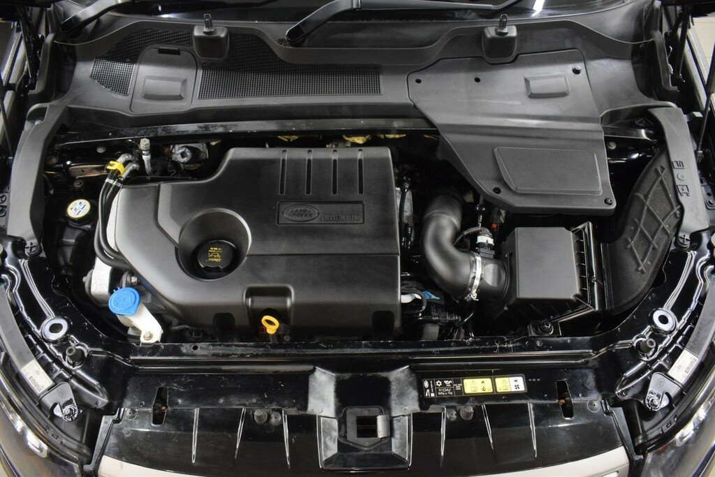 Land Rover Discovery Sport 2.0 Ed4 Se Tech Euro 6 Ss 5 Seat YK19XZA Black #4