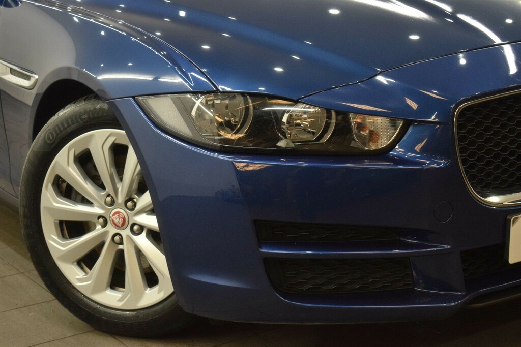 Jaguar XE 2.0D Prestige Euro 6 Ss NV16CZS Blue #6