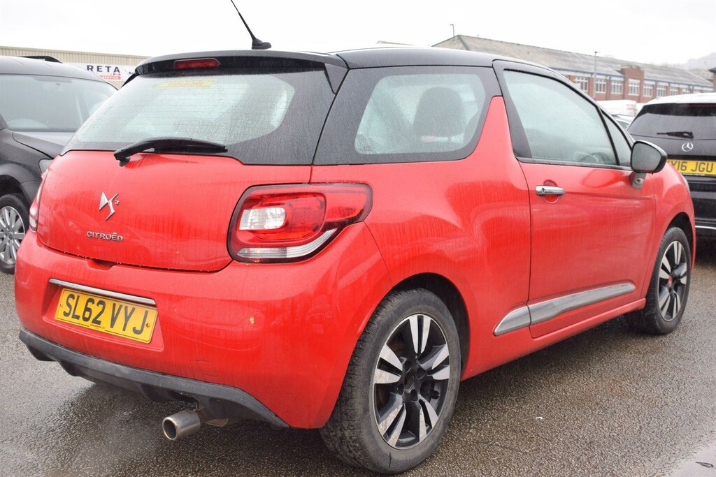 Citroen DS3 1.4 Vti 16V Dsign Euro 5 Red #2