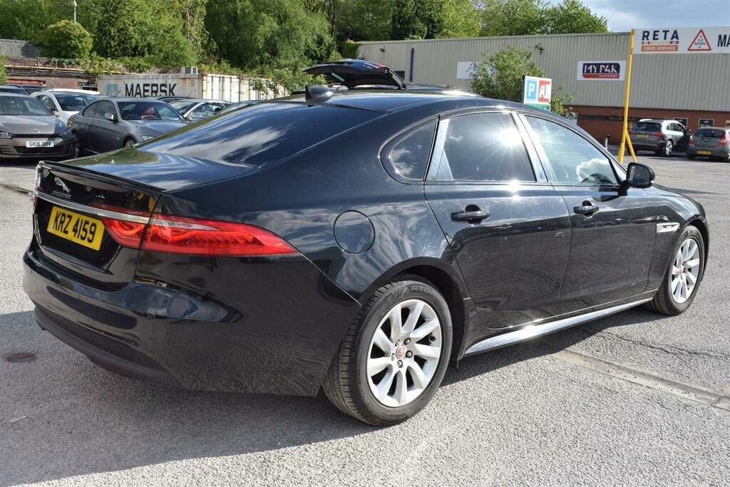 Jaguar XF 2.0D R-sport Euro 6 Ss KRZ4159 Black #2