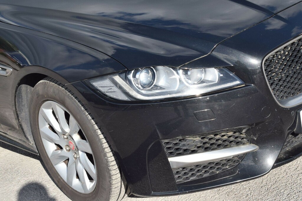 Jaguar XF 2.0D R-sport Euro 6 Ss KRZ4159 Black #6
