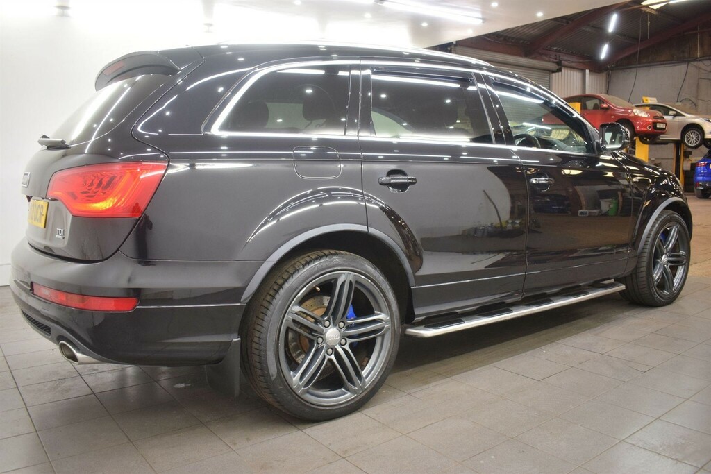 Audi Q7 3.0 Tdi V6 S Line Plus Tiptronic Quattro Euro 5 S AV13UCR Black #2