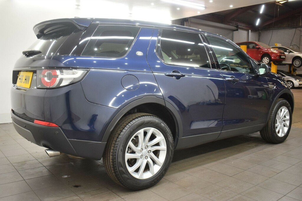 Land Rover Discovery Sport 2.0 Td4 Se Tech 4Wd Euro 6 Ss YP66JNN Blue #2