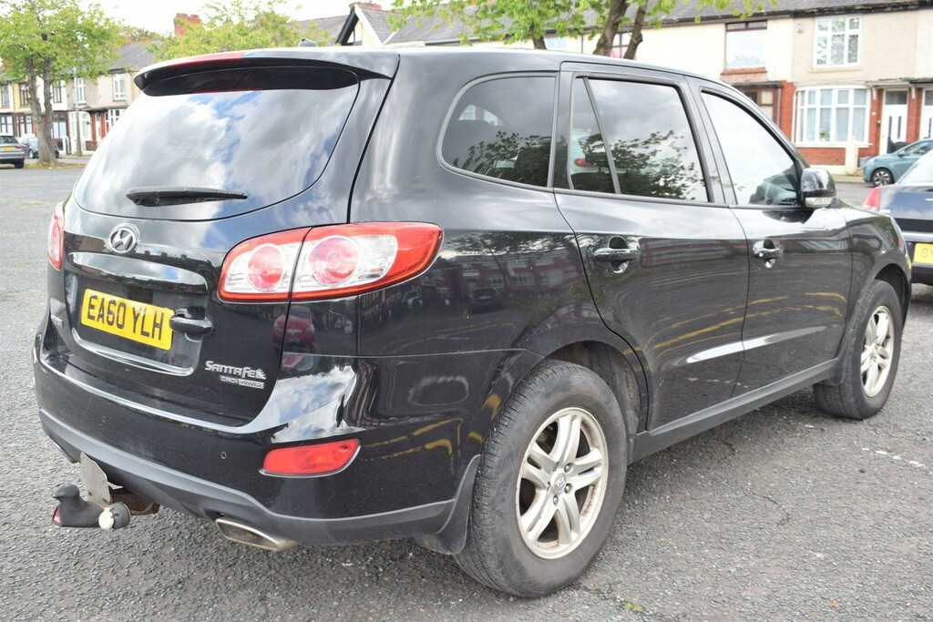 Hyundai Santa Fe 2.2 Crdi Style 4Wd Euro 5 7 Seat Black #2