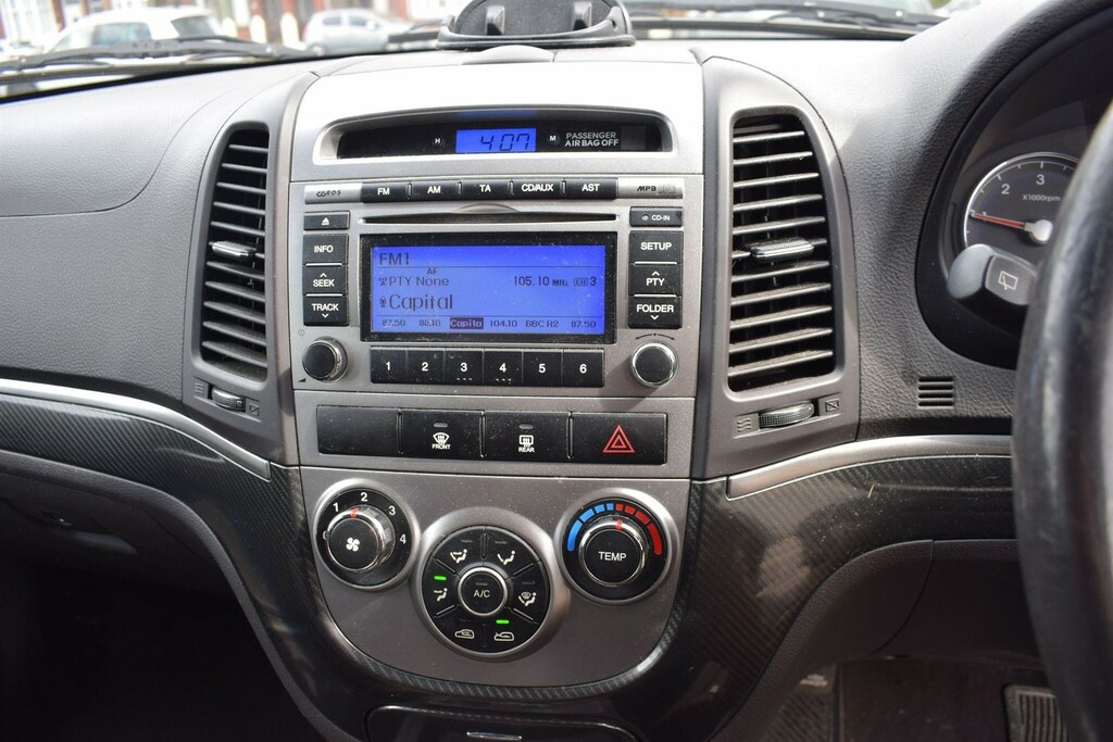 Hyundai Santa Fe 2.2 Crdi Style 4Wd Euro 5 7 Seat Black #4