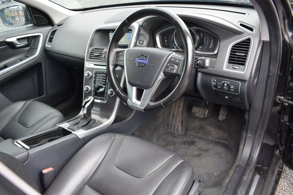 Volvo XC60 2.0 T5 Se Lux Nav Suv Euro 6 Ss Black #3