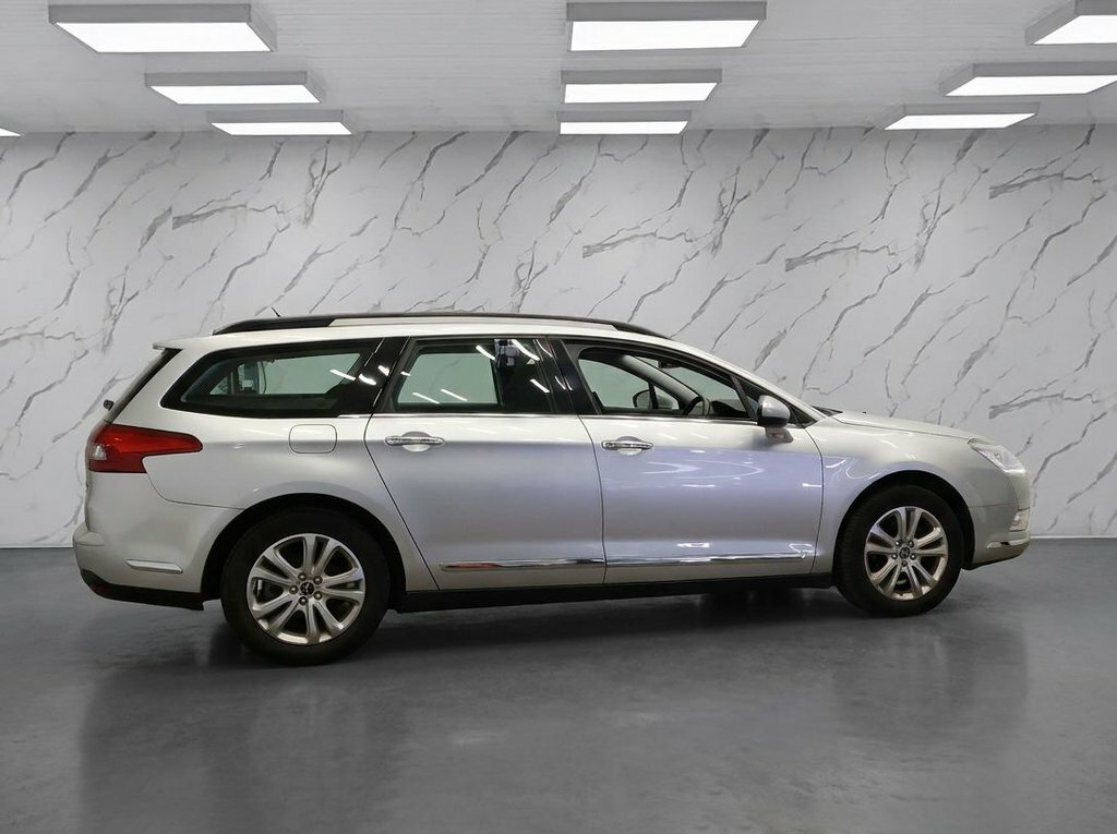 Citroen C5 2016 2.0 Bluehdi Exclusive Techno Pack Tourer Ea White #6