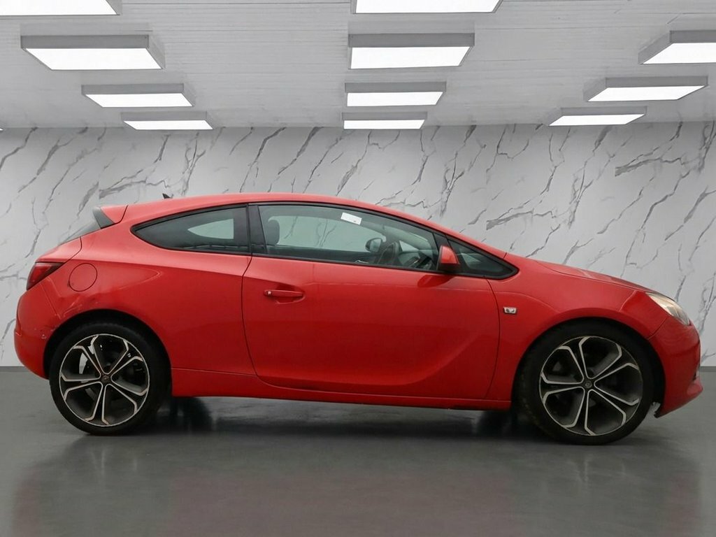 Vauxhall Astra GTC 1.4L Limited Edition EO14OLH Red #5