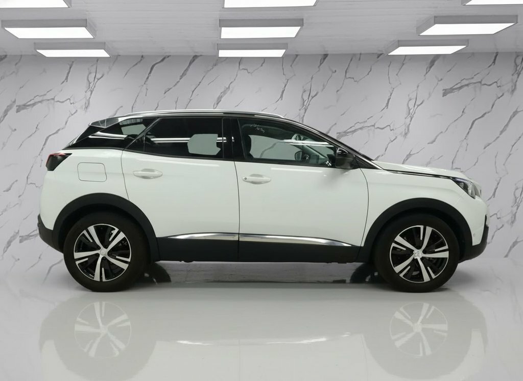 Peugeot 3008 1.2L Allure SE18WMW White #6