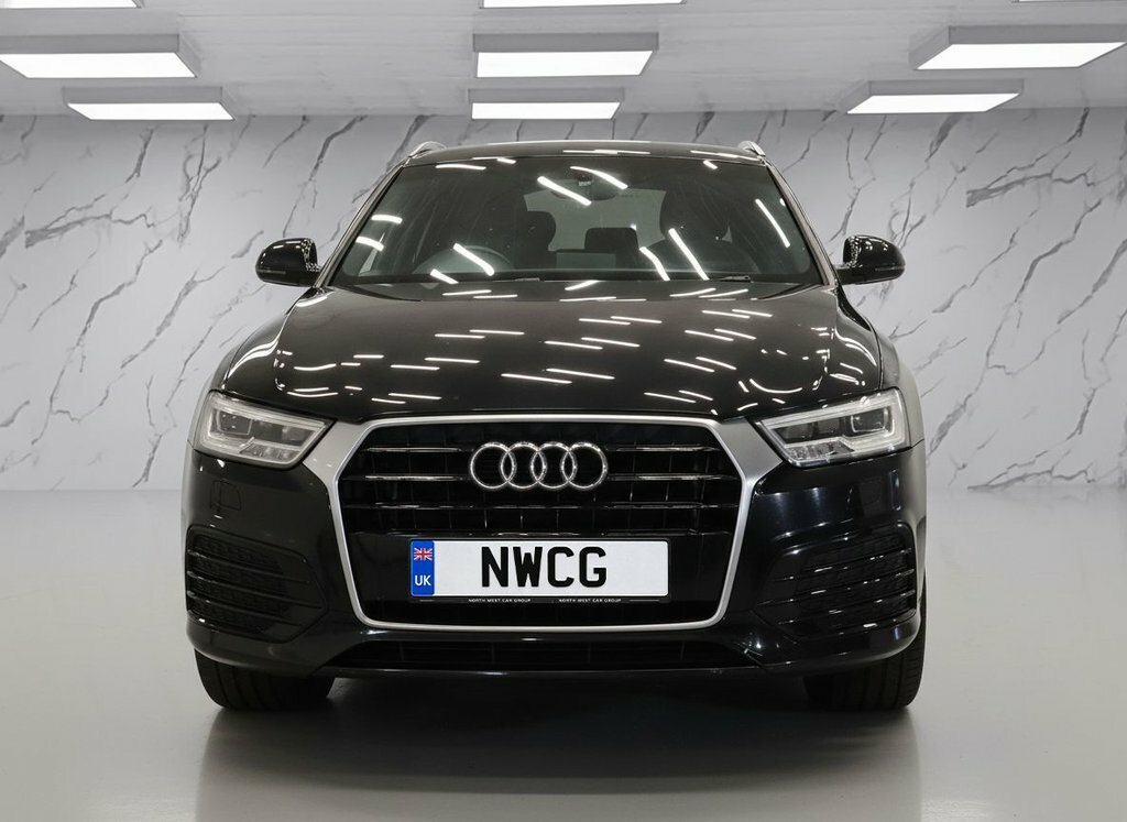Audi Q3 1.4L S Line Black #2