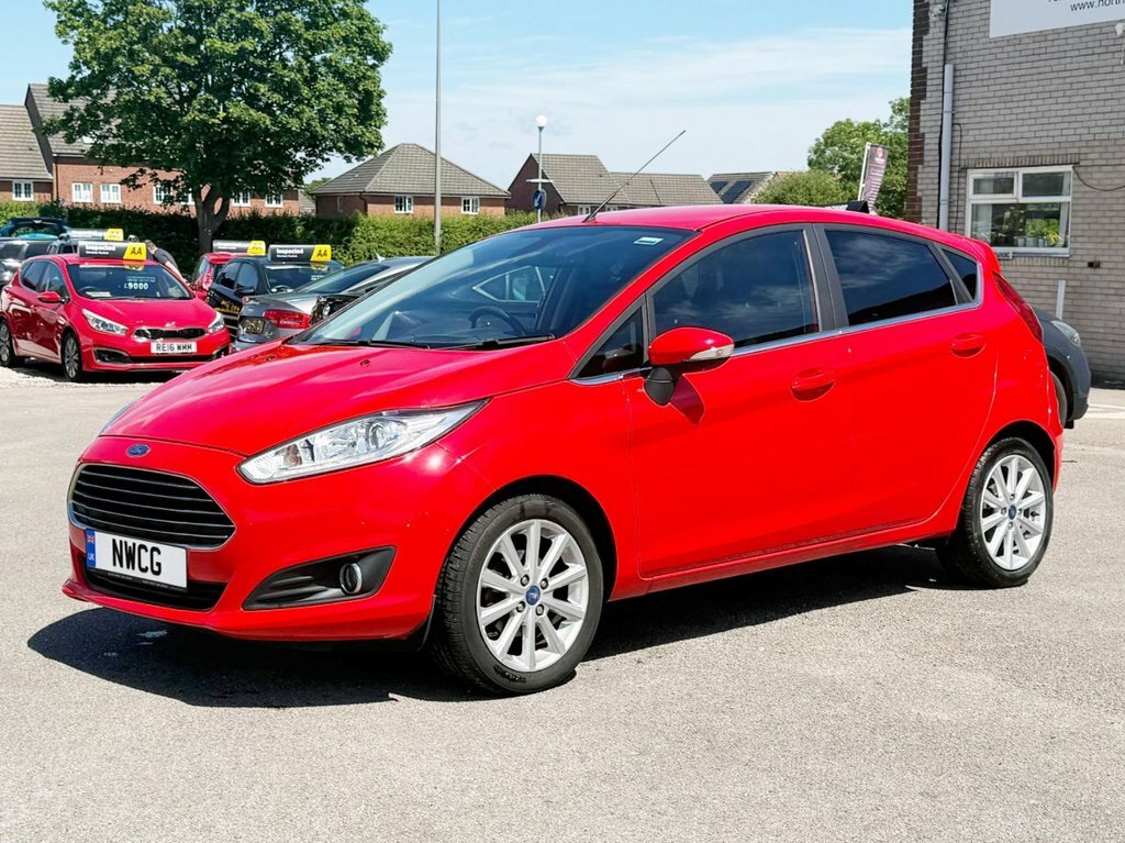 Ford Fiesta 1L Titanium SE15SDY Red #5