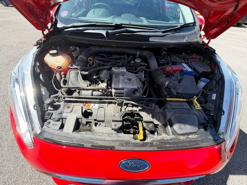 Ford Fiesta 1L Titanium SE15SDY Red #4