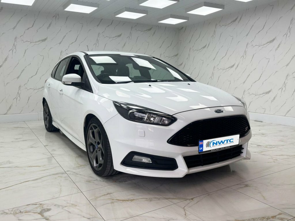 Ford Focus 2L St-3 SX64DZH White #2