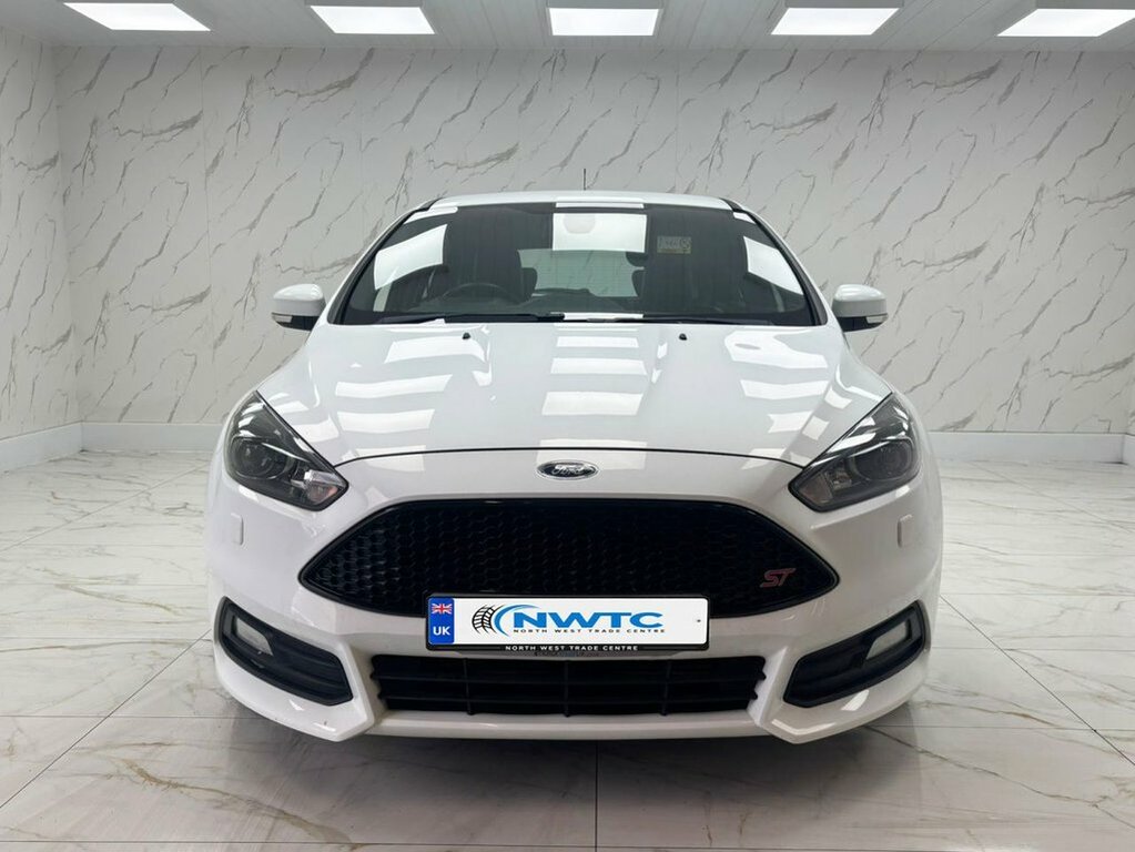 Ford Focus 2L St-3 SX64DZH White #3