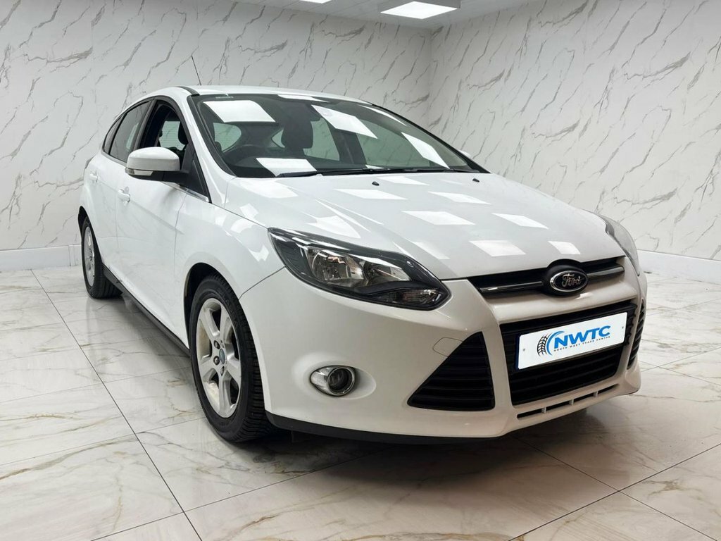 Ford Focus 1.6L Zetec Navigator SC14XND White #2
