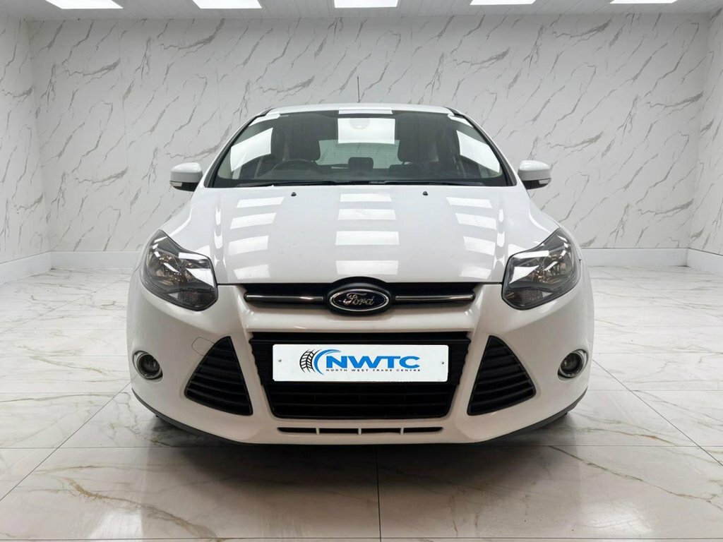 Ford Focus 1.6L Zetec Navigator SC14XND White #3