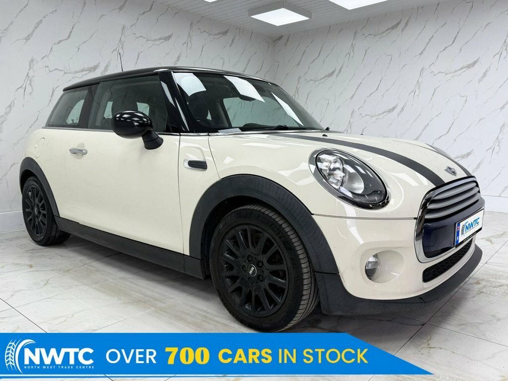 Mini Hatch 1.5L Cooper D White