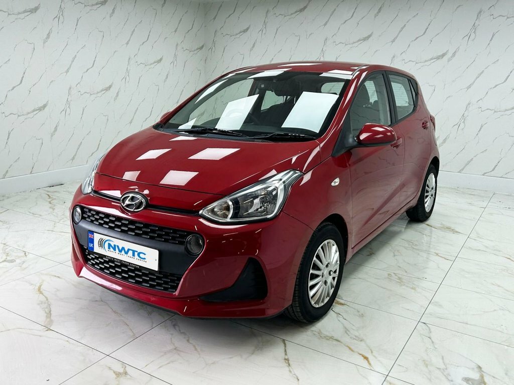 Hyundai I10 1L Se EJ67EFK Red #4