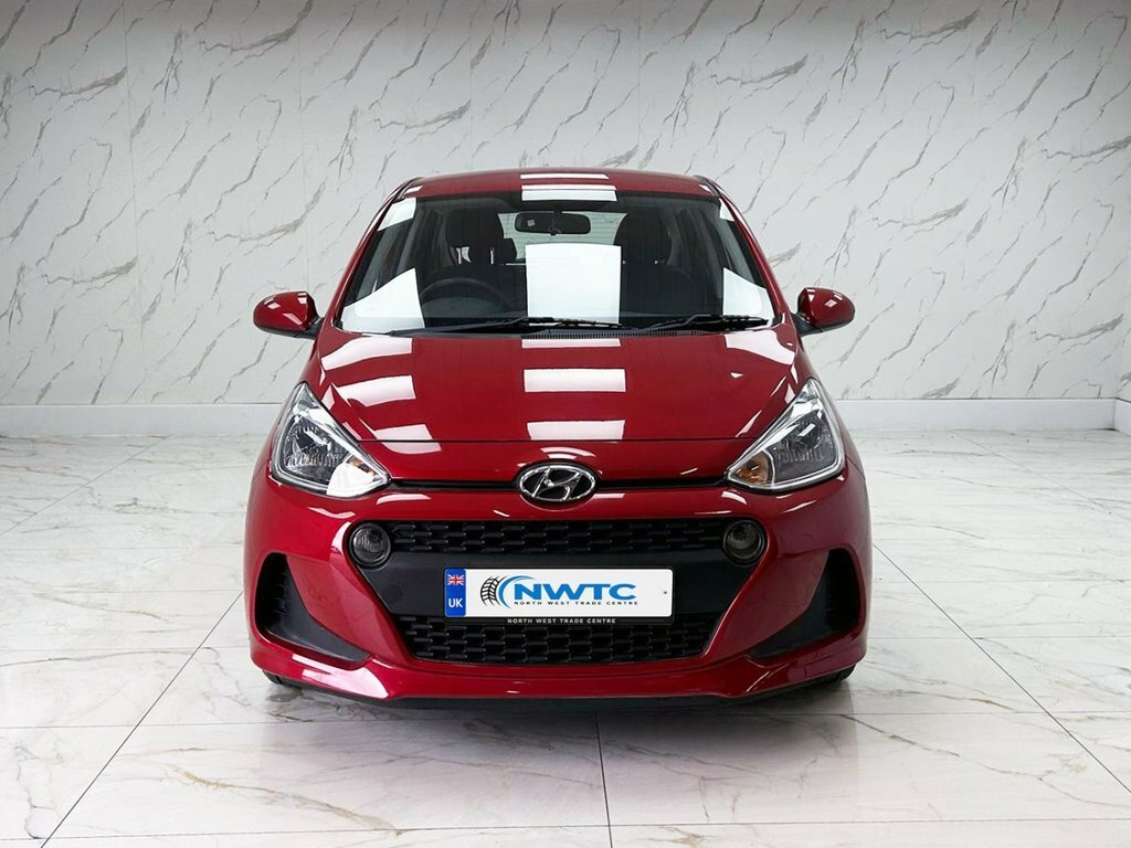 Hyundai I10 1L Se EJ67EFK Red #3