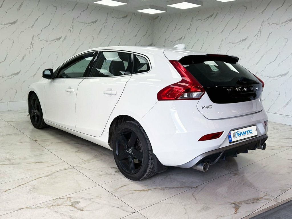 Volvo V40 2L R-design SB67ONK White #6