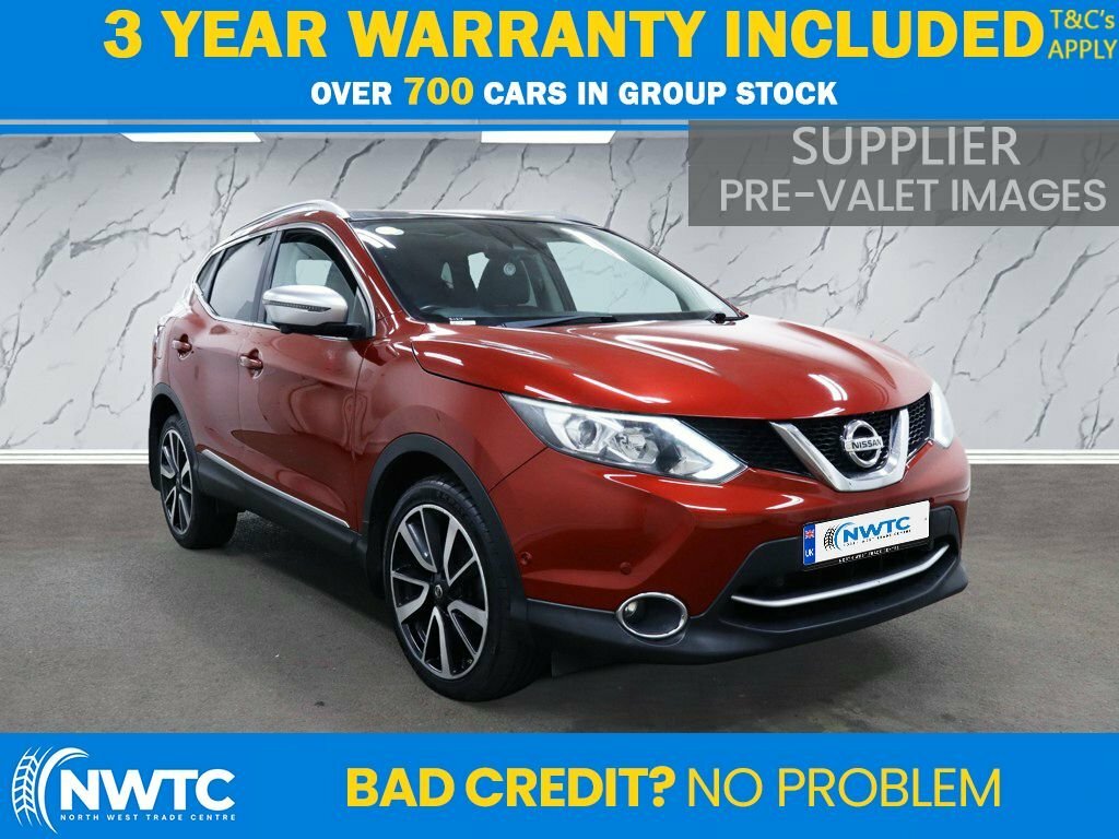 Nissan Qashqai 1.2L Tekna Red