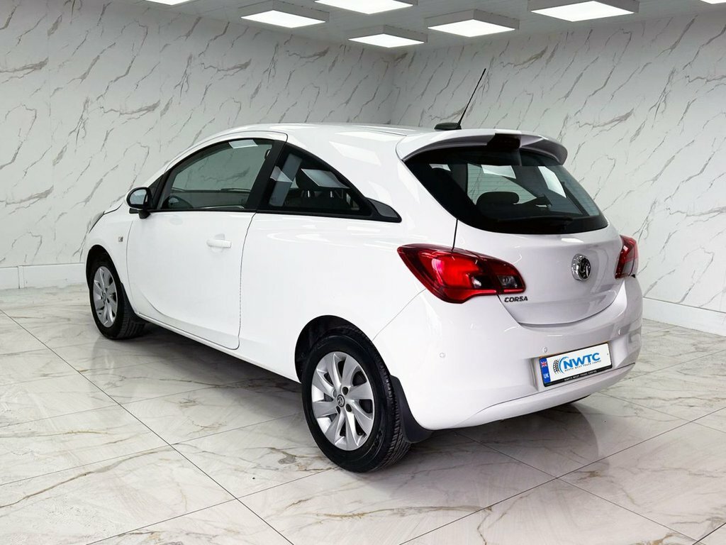 Vauxhall Corsa 1.4L Design CP69EEH White #6