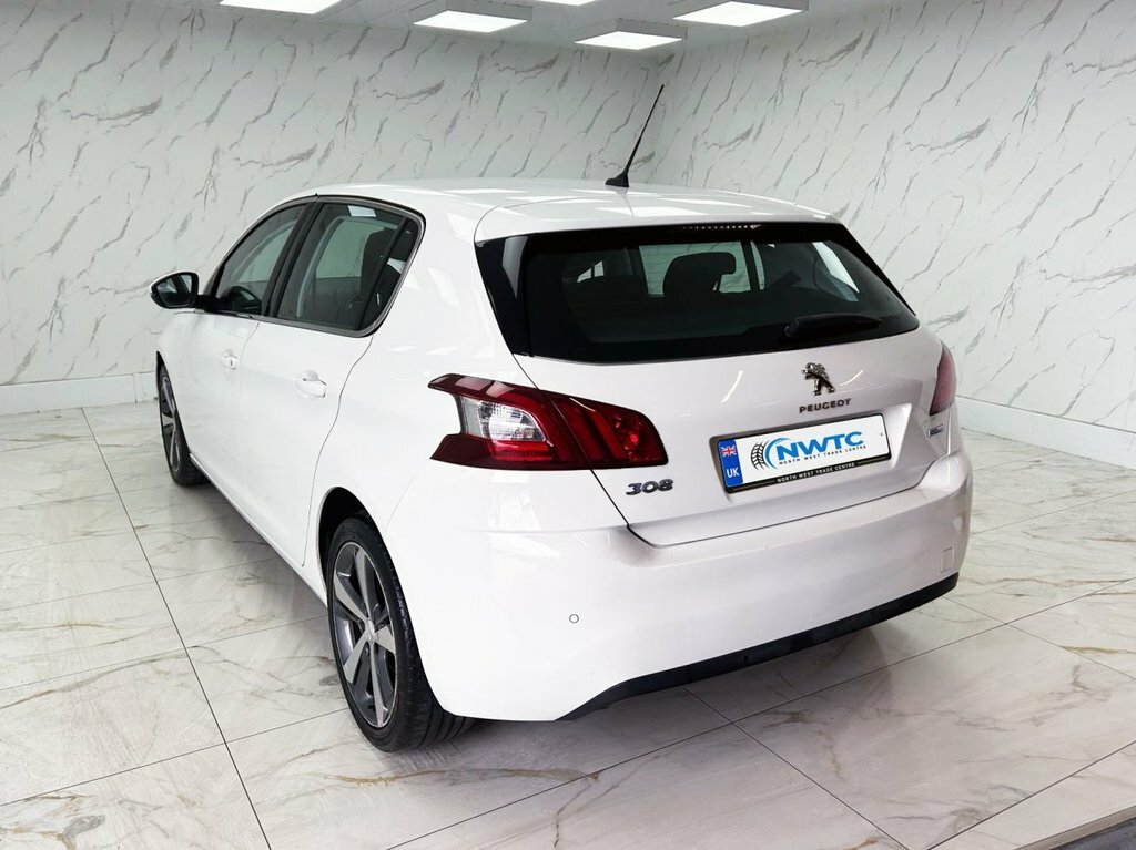 Peugeot 308 1.2L Allure White #6