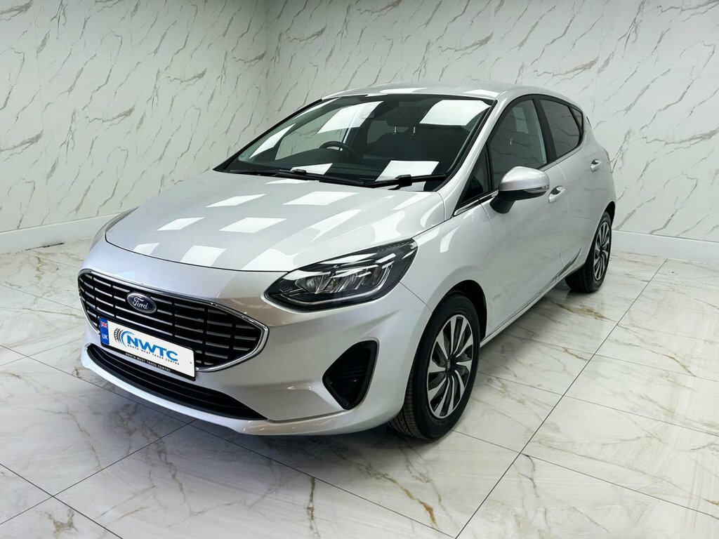 Ford Fiesta 1L Titanium MC72PXH Silver #4