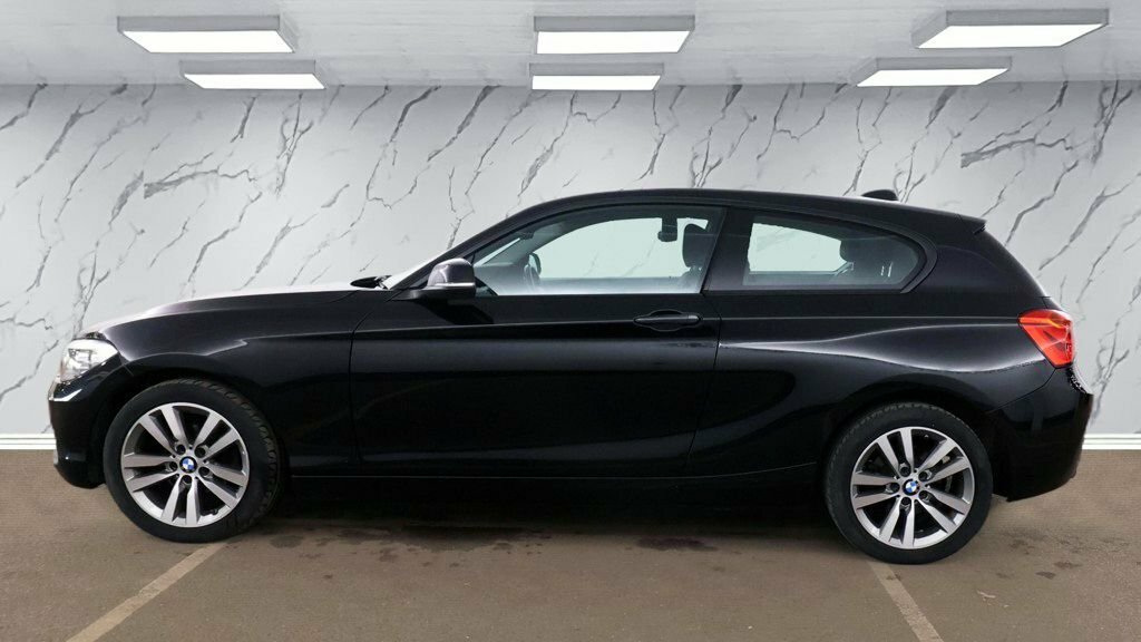 BMW 1 Series 1.5L Sport LA17REU Black #6