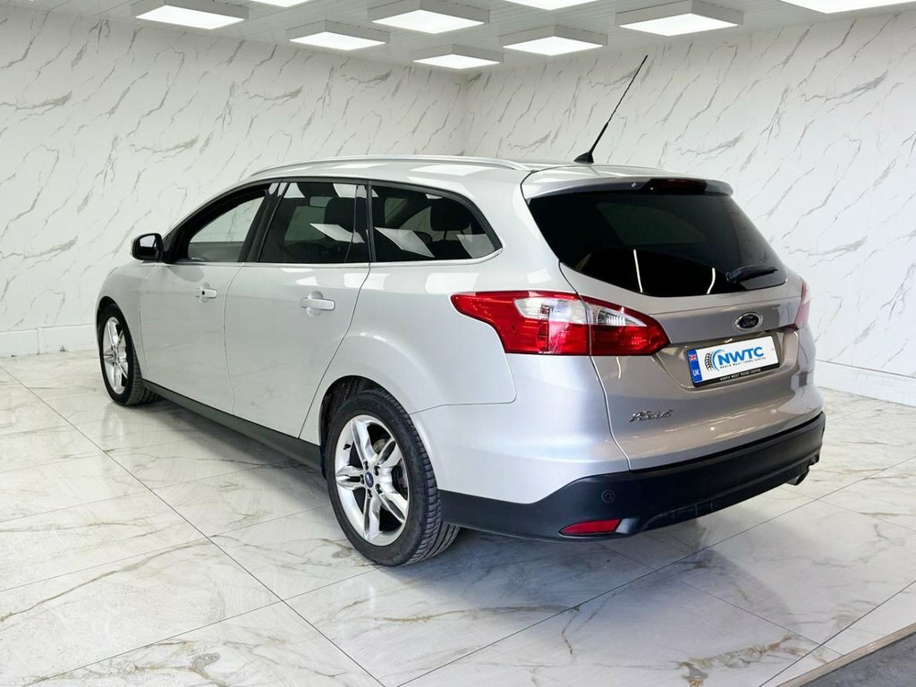Ford Focus 2L Titanium X Silver #6